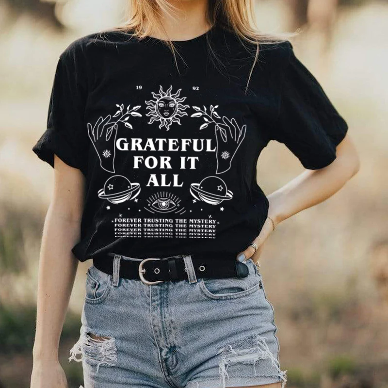 Grateful Letter Print Mystical Celestial T Shirt Women Vintage Aesthetic Witch Shirt Hippie Boho Tops Occult Graphic T-shirts