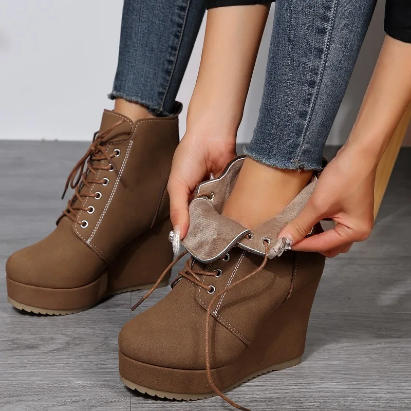 Roman Ladies Shoes 2023 Retro Lace Up Women\'s Boots Comfortable Wedge Platform Boots High Quality Winter Warm Brown Modern Boots