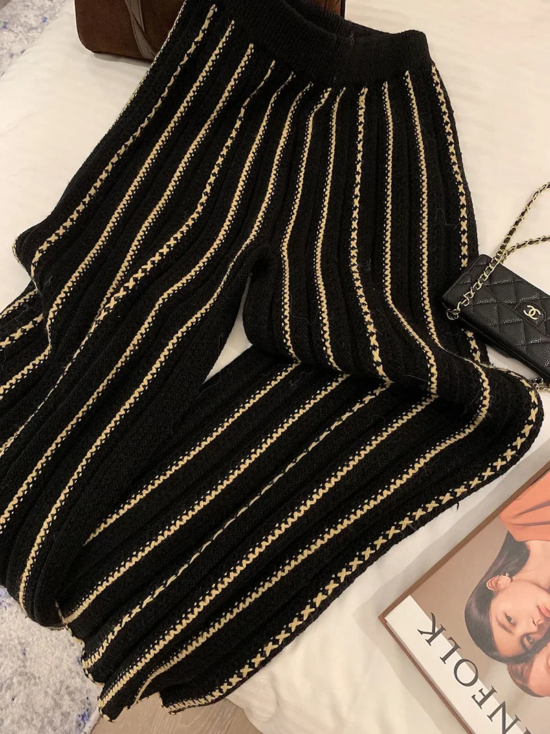 Fashion 2024 Autumn Winter Vintage Black Apricot Striped Knit Pants High quality Thicken Long Wide-leg Pants for Women trousers