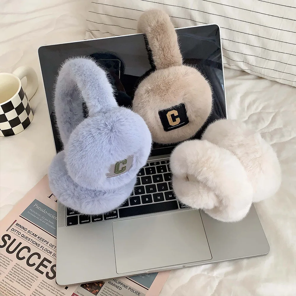 

Fluffy Plush Earmuffs Fashion High-quality Windproof Imitation Rabbit Fur LOGO "C" Woman Ear Muffs Winter Outdoor Warm