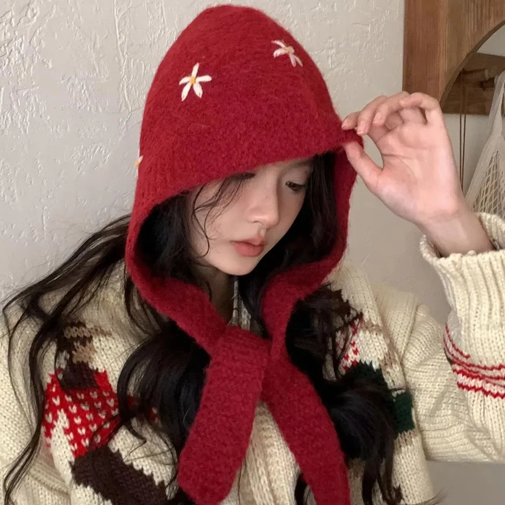 

Polyester Material Knitted Balaclava Hat Solid Color Knit Design Embroidered Flowers Hat Woolen Fabric Windproof Pullover Cap