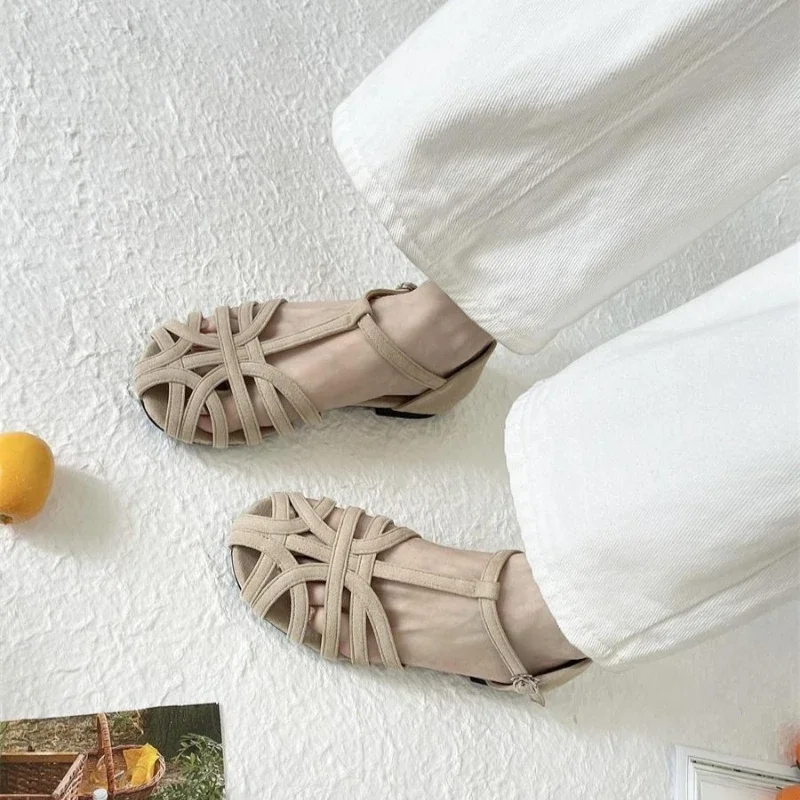 

Women's Sandals Cover Toe One-line Buckle Flat Sole Narrow Band Shoes Women Dress Roman Retro Heel Wrap 2025 Zapatillas De Mujer