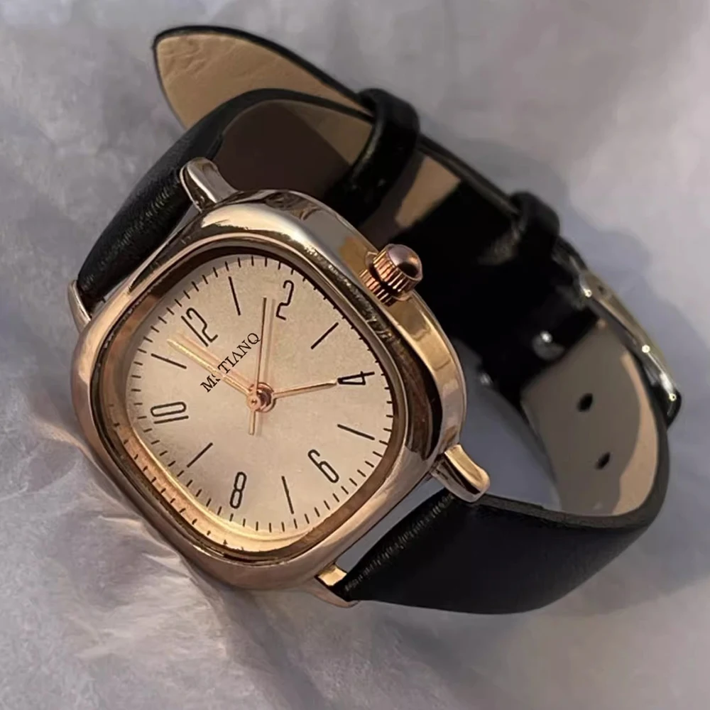 ساعات نسائية فاخرة من MAYZHISU بسوار نسائي دائري وساعة يد كوارتز رفيعة من الجلد هدية للنساء والفتيات