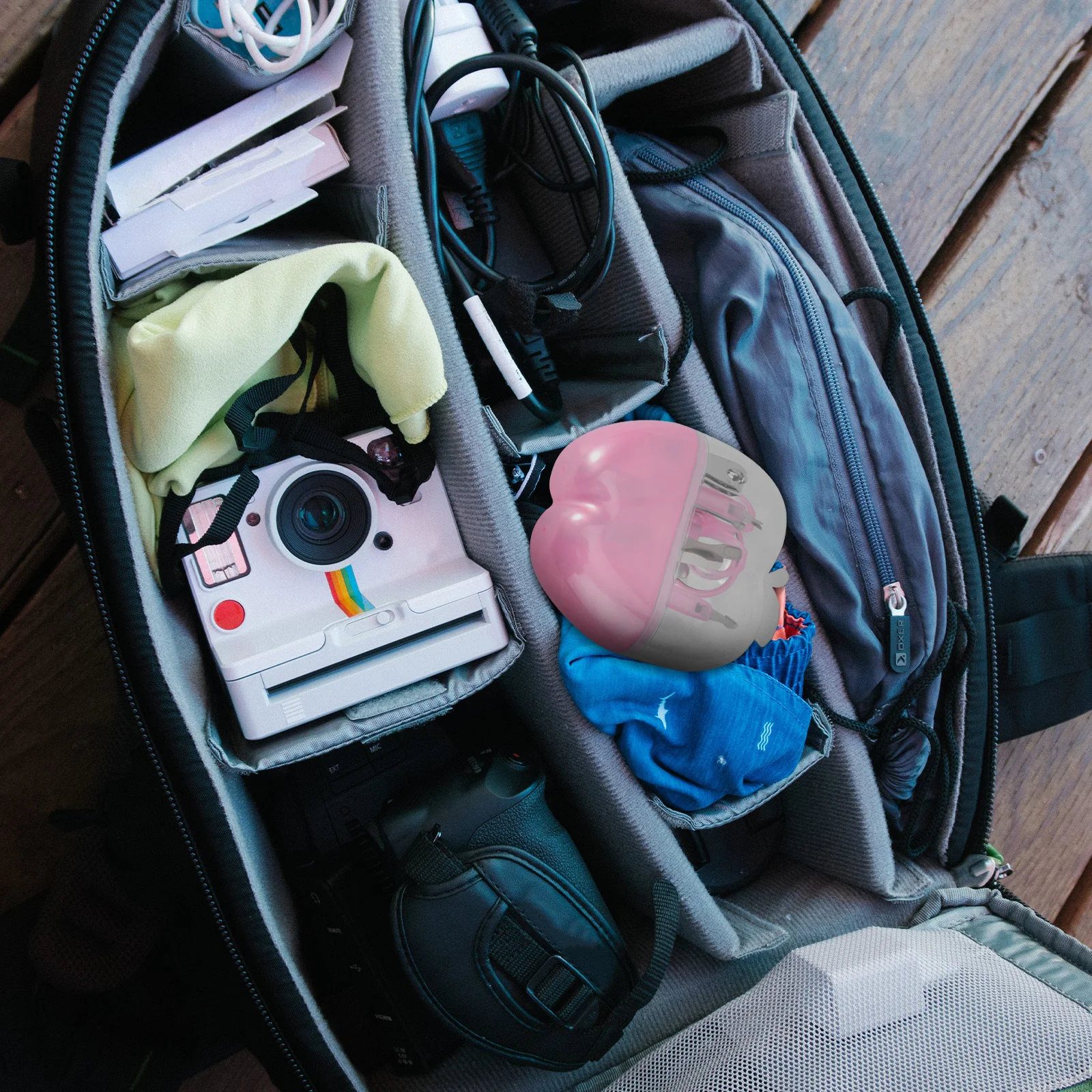 Kit tagliaunghie 8 in 1 Set rosa Forbici per sopracciglia in acciaio inossidabile Specchio Strumenti per manicure Unghia da viaggio all'aperto