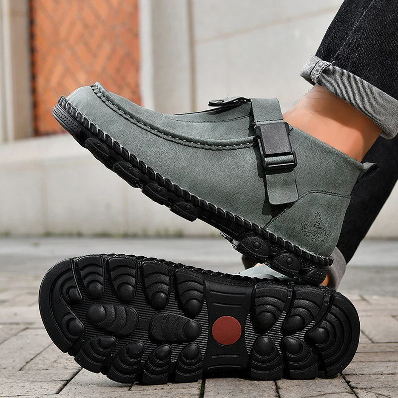 

New Men's Casual Shoes Handmade Leather Soft-sole Non-slip Sneakers Outdoor Work Fashion Youth Microfiber Ankle Boots