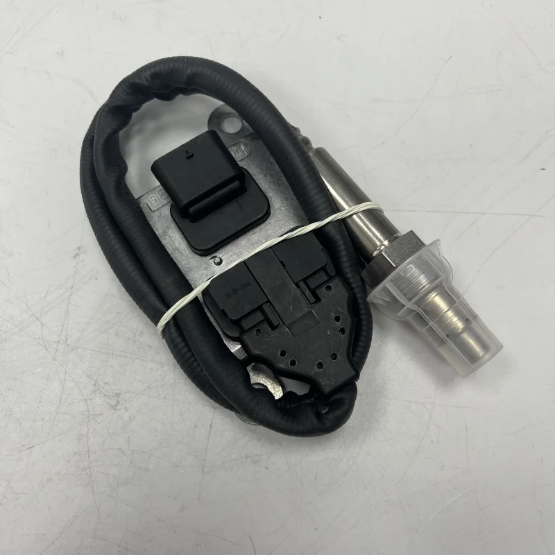 Wholesale Price Car Nitrogen Oxide Sensor A0009052809 A0009059703 NOx Sensor for cummins Engine Auto Spare Parts