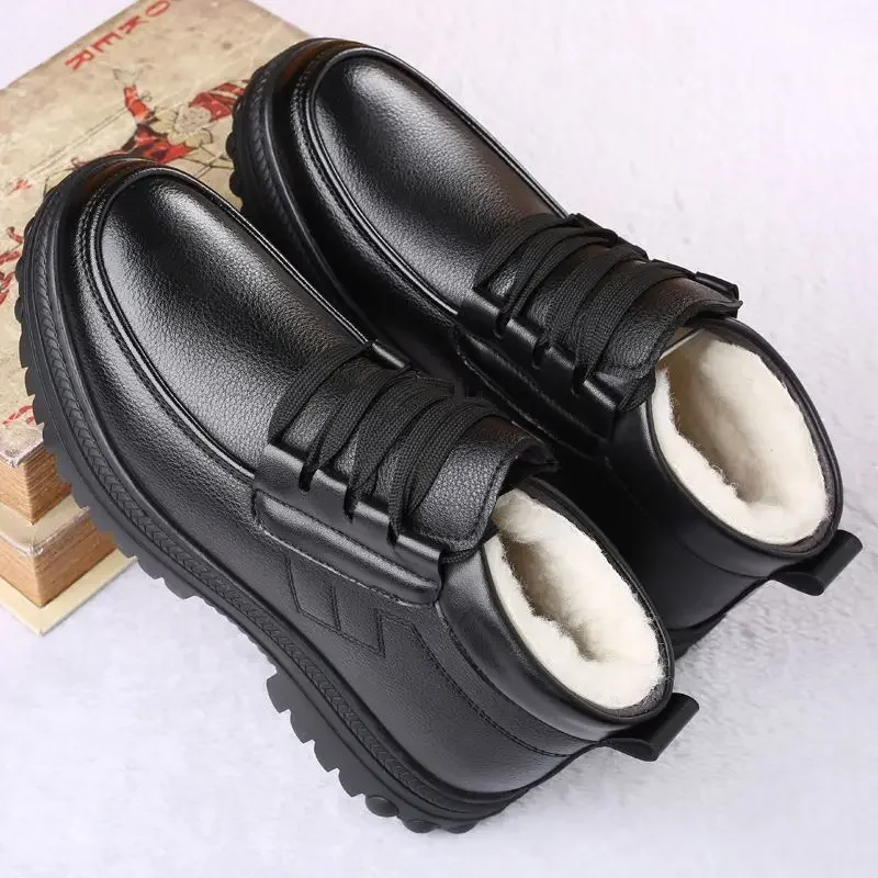 

Men's Winter Fleece Lined Cotton Shoes Snow Boots Leather Shoes Lace Up Anti Slip Warm Comfortable Trendy Versatile