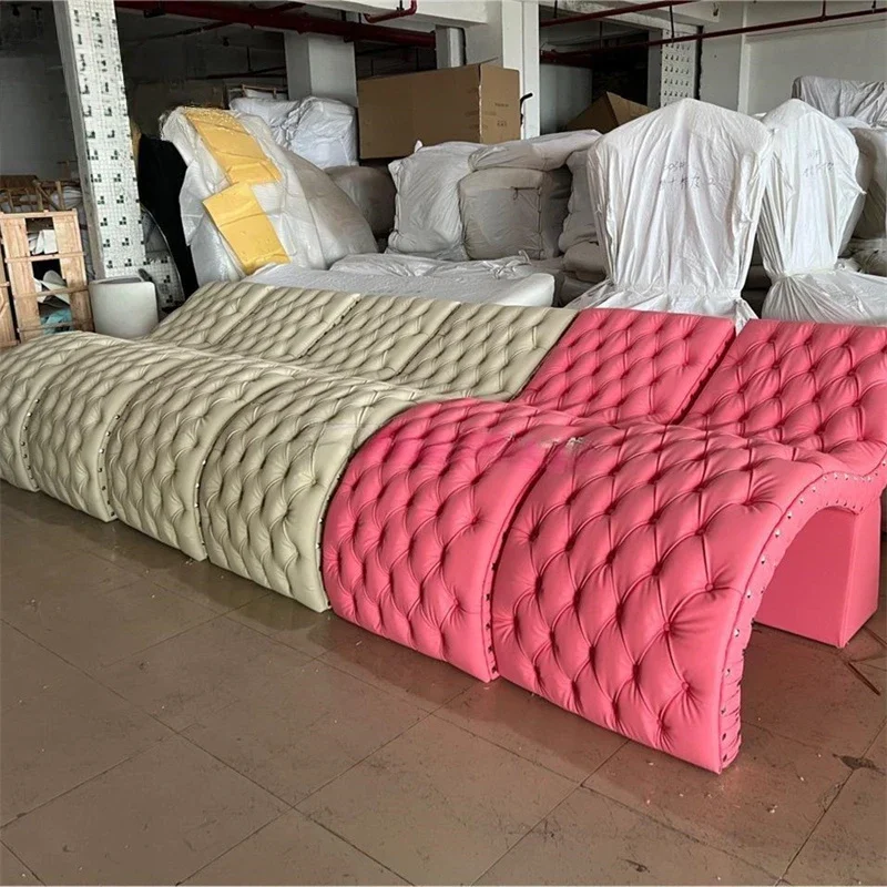 Luxury Pink Salon Beauty Bed Curved Lash Bed for Facial Beauty Salon