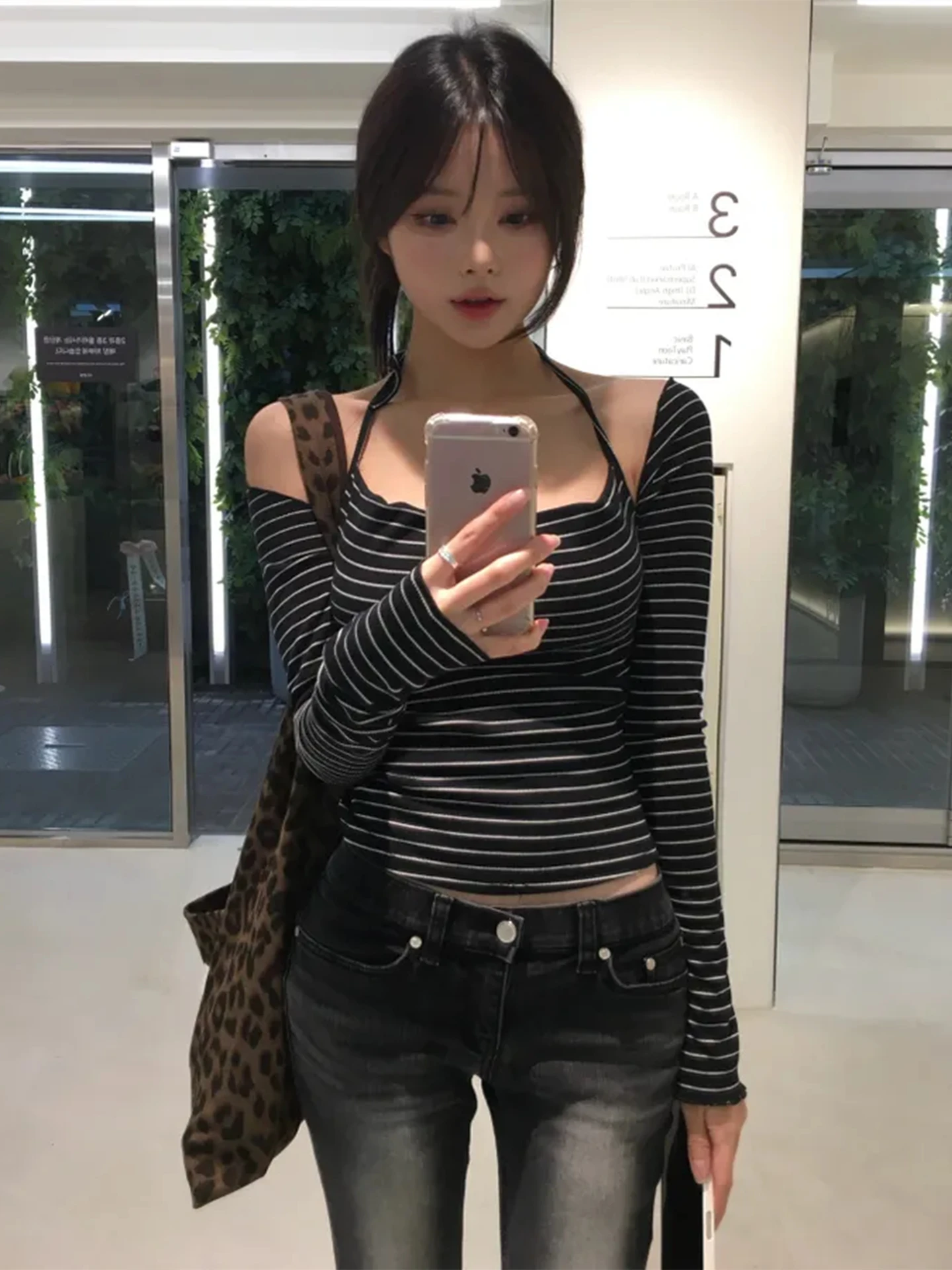 Dulzura مخطط موضة مثير أنيقة 2 قطعة بدلة علوية الرسن عارية الذراعين الدانتيل يصل بروتيل كم طويل شال مطابقة مجموعة نادي الحفلات