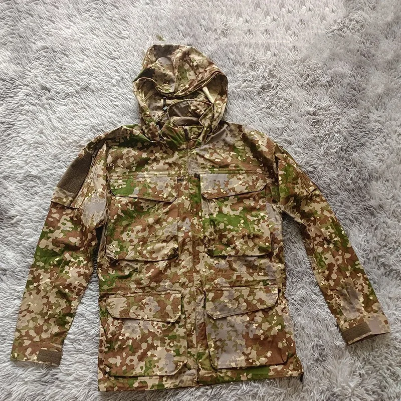 M2 Tactical Windbreaker Multitarn Flecktarn , Mid-length with Multiple Pockets, an Ideal Choice for Outdoor Mountaineering