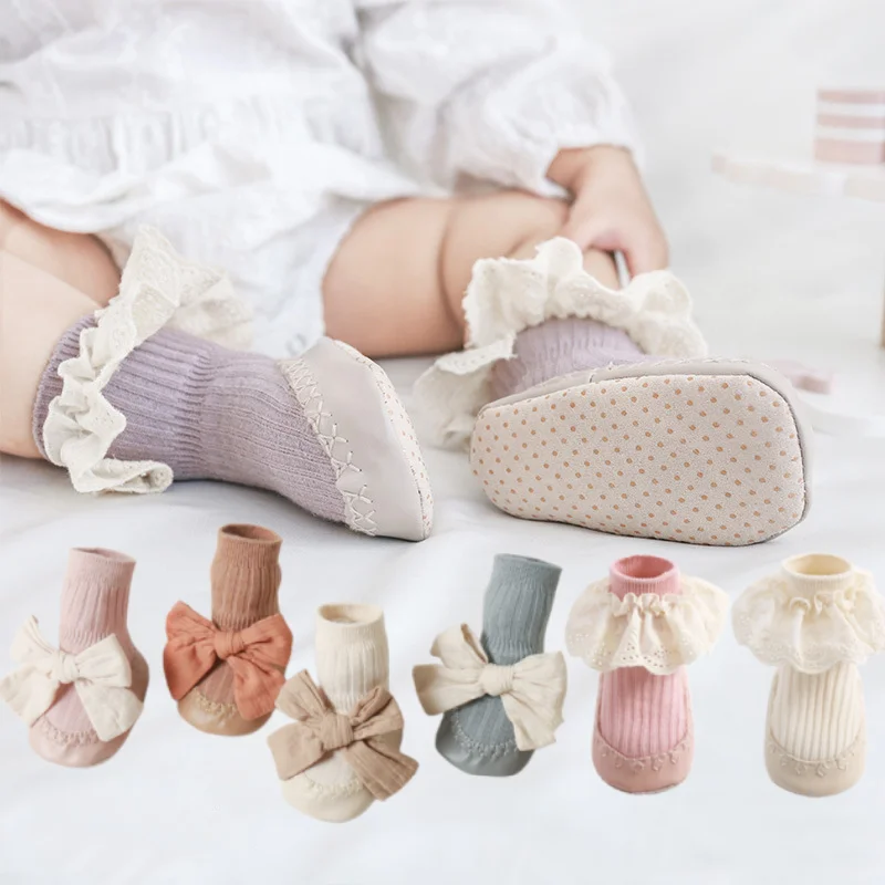 

Домашние носки-тапочки с мягкой подошвой, утепленной стелькой, защитой от падений, хлопковые, на шнуровке, милые, для принцесс, нескользящие