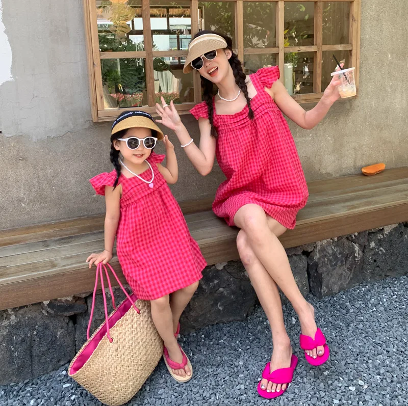 

Play Together With Summer Internet Celebrity Parent-Child Outfit, Raspberry Pink, Dragon Fruit Color, Young Lady, Wind, Mother