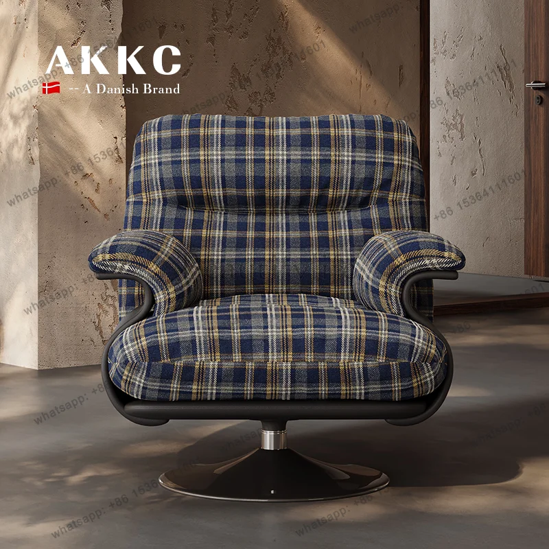 Italienischer einfacher Einzelsofa-Sessel im modernen Stil, drehbar, leichter Luxus, Designer-Haushalts-Faulenzerstuhl