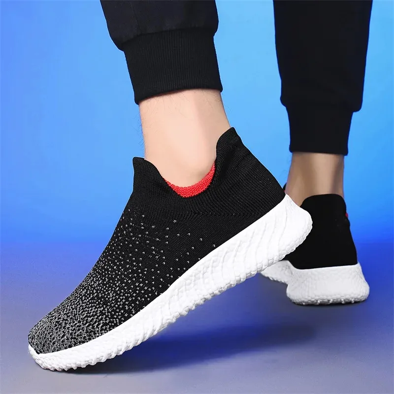 

Casual sneakers new men's breathable casual sports shoes, loafers, walking and running shoes, lightweight flat men's shoes