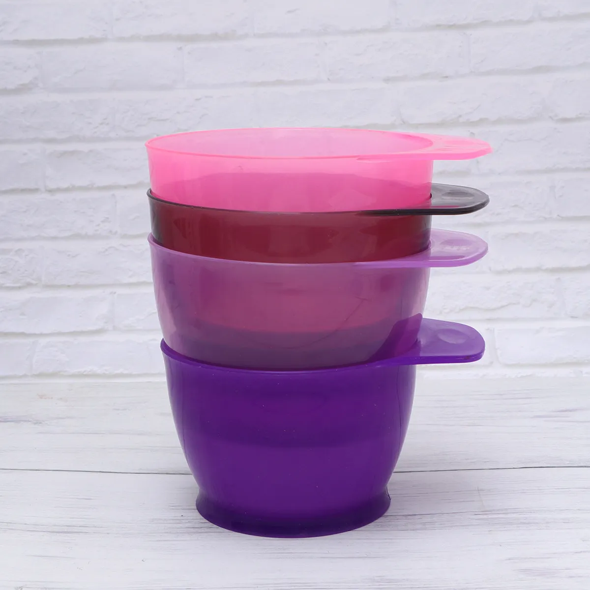 

3Pcs Hair Dyeing Bowl Thickened Coloring Bowl with Handle for Home Salon Use Leak Proof Hair Color Tool DIY Styling Kit