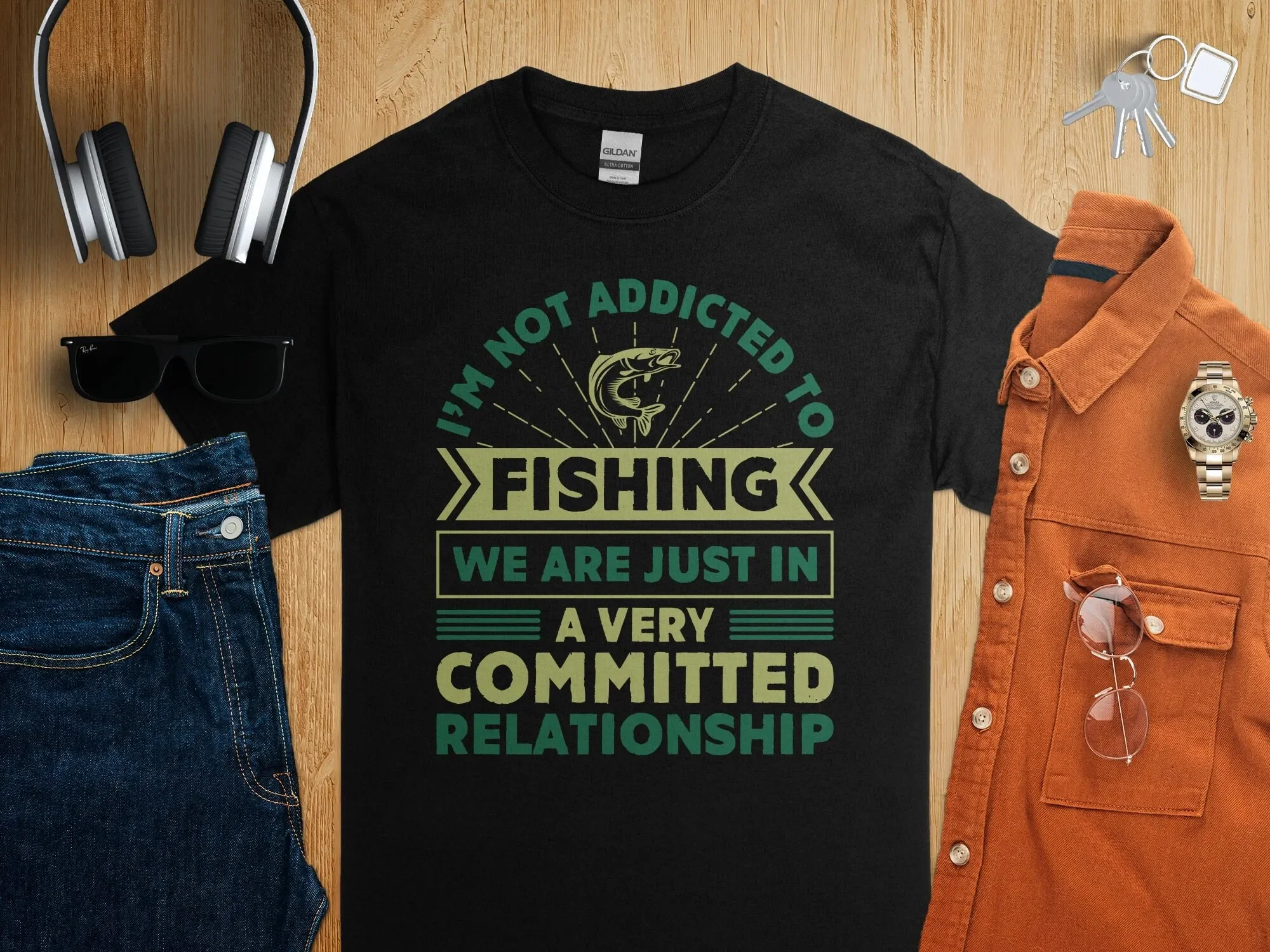

Funny Fishing T Shirt for Anglers I m Not Addicted to Commitment Fisherman GifT Casual