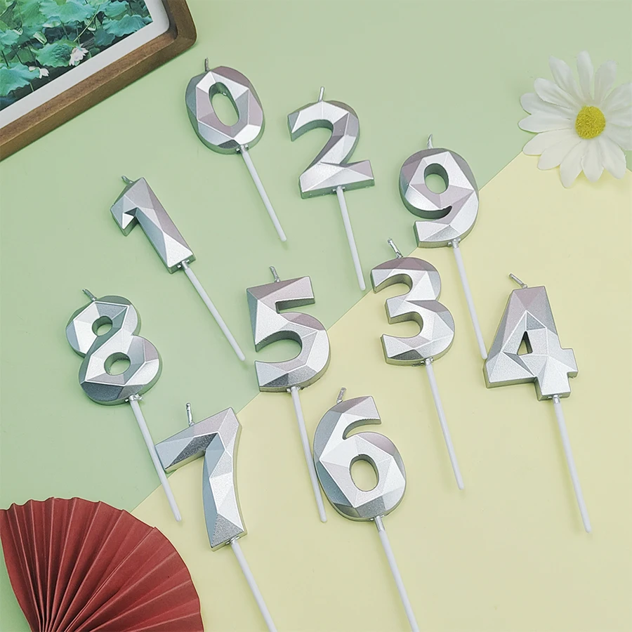 Goldene silbrige digitale Kerzen, verziert mit 0–9 Kuchenkerzen, alles Gute zum Geburtstag, Zahlenkerzen für die erste Geburtstagsfeier von Kindern – Detail 2