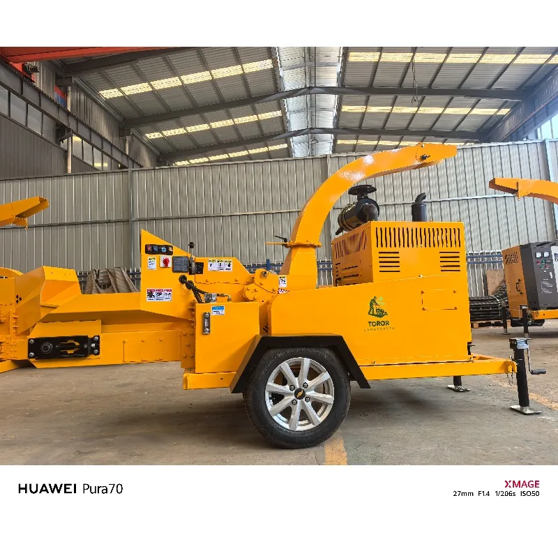 Forestry Machinery High Output Gear Wood Chopper Hydraulic Shredder Tree Branch Chipper Hammer Mill Wood Chipper Machine
