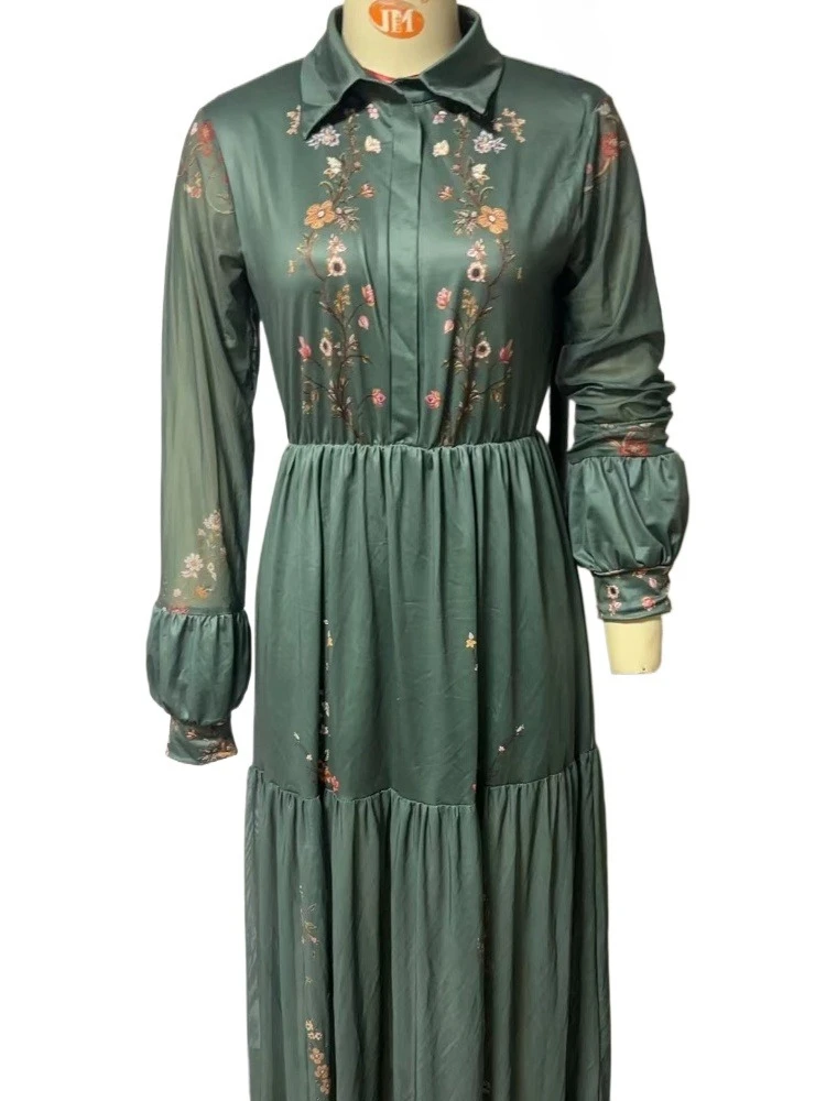 

Vintage Embroidery Long Dress With Long Sleeves Green