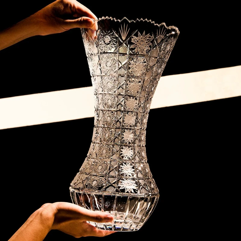 

Imported crystal glass vase handmade car engraved vase designer European light luxury vase
