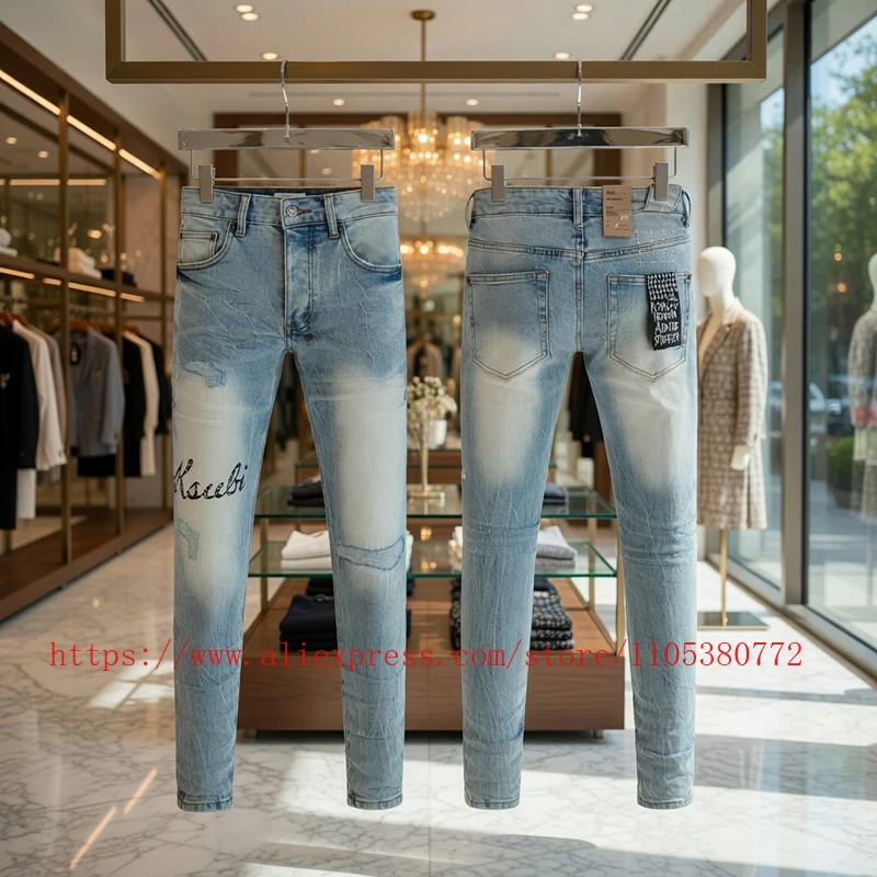 

Новинка 2026: Мужские джинсы-скинни премиум-класса, светло-голубые, рваные, с вышивкой, из денима, в стиле High Street Fashion