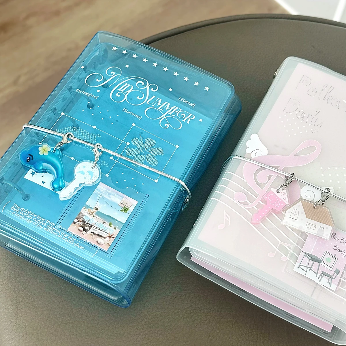 Raccoglitore estivo blu oceano A7 Organizzatore con copertina in PVC a tre ante Agenda rinfrescante con ciondolo Accessorio Divisorio Pagina Quaderno