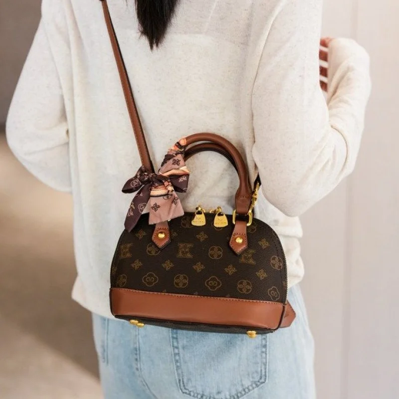 

Premium Women's Messenger Bag Made Of Marten-Print Leather Boasting Malta Vintage Neat Spacious Daily Style