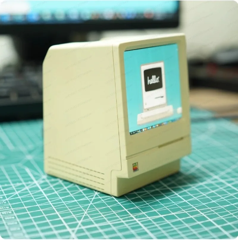 Vintage Macintosh Replica Case with 7-inch Secondary Screen, USB-C Mini Display for Desktop Decor, System Monitor & Photo Frame