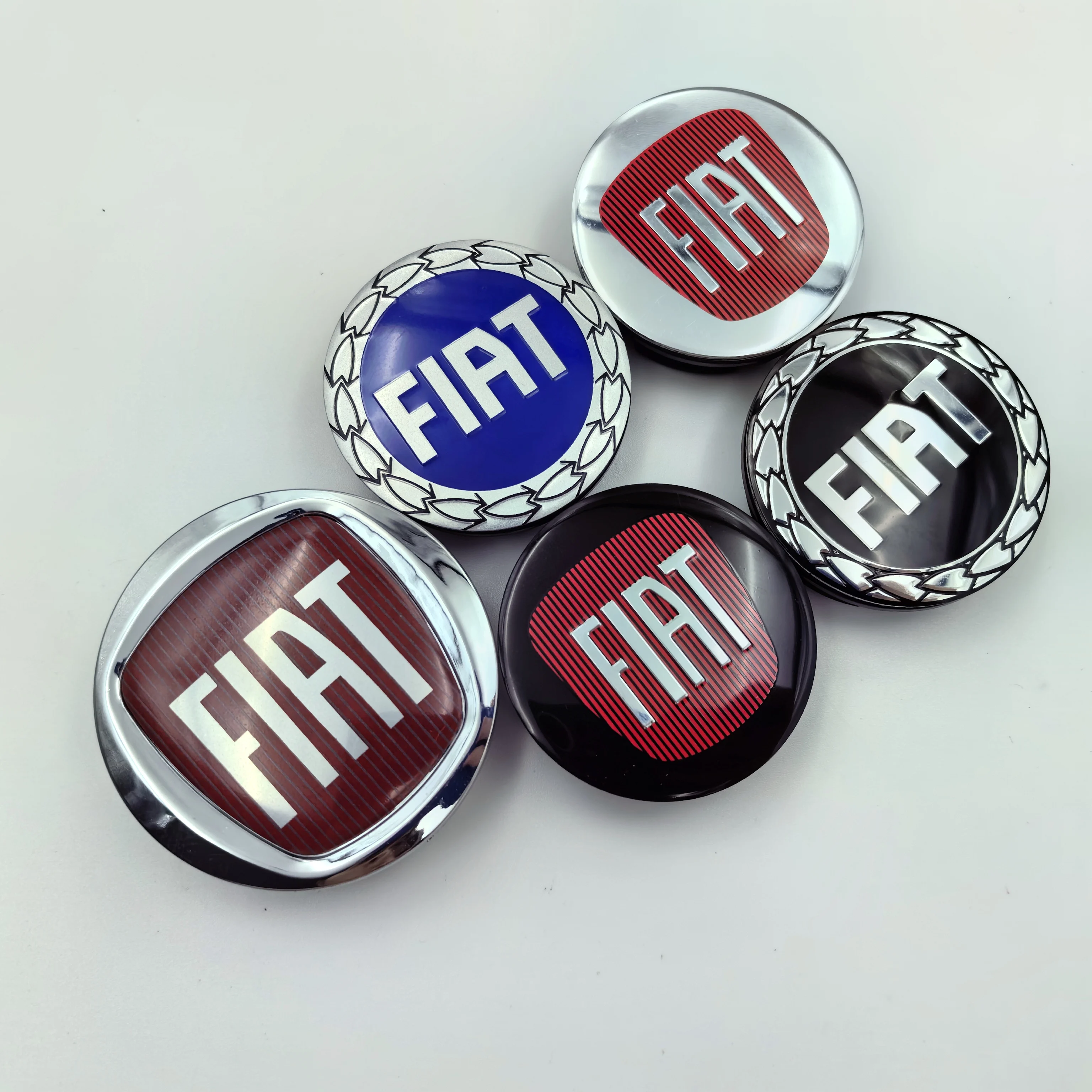 4p 50mm 60mm logo emblema del coche centro de la rueda tapacubos llanta automática reacondicionamiento insignia a prueba de polvo cubre emblema accesorios de estilo para FIAT