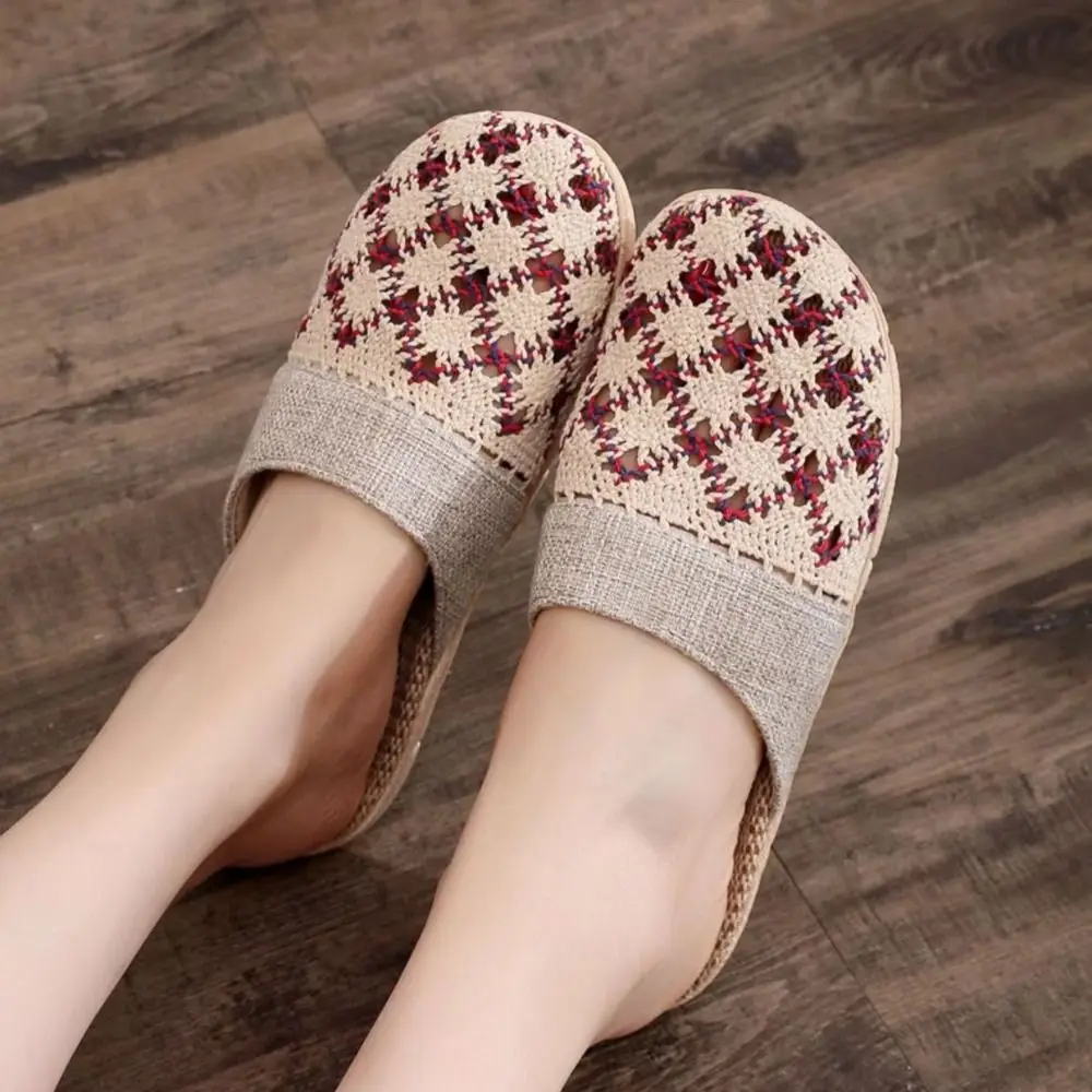 

Hollow Out Flax Slippers Women Non-Slip Flowers Closed Toe Linen Slippers Shoes Soft Sole Flat Slippers Indoor Outdoor