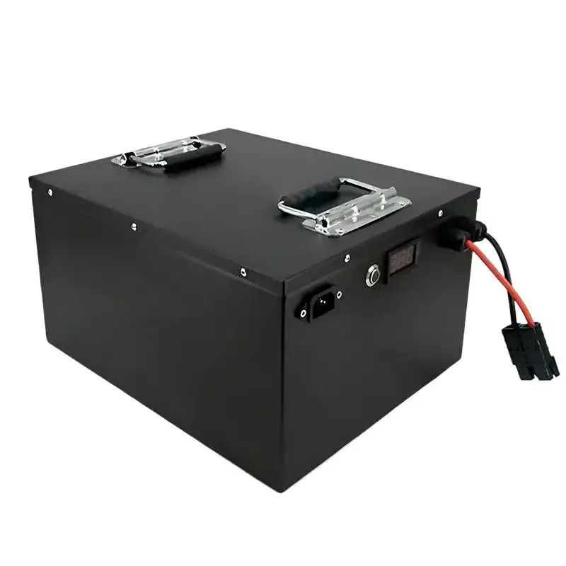 مقاوم للماء Lifepo4 48 فولت 150AH بطارية بلوتوث BMS ل 4800 واط دراجة سكوتر عربة جولف الطاقة الشمسية + شاحن 10A