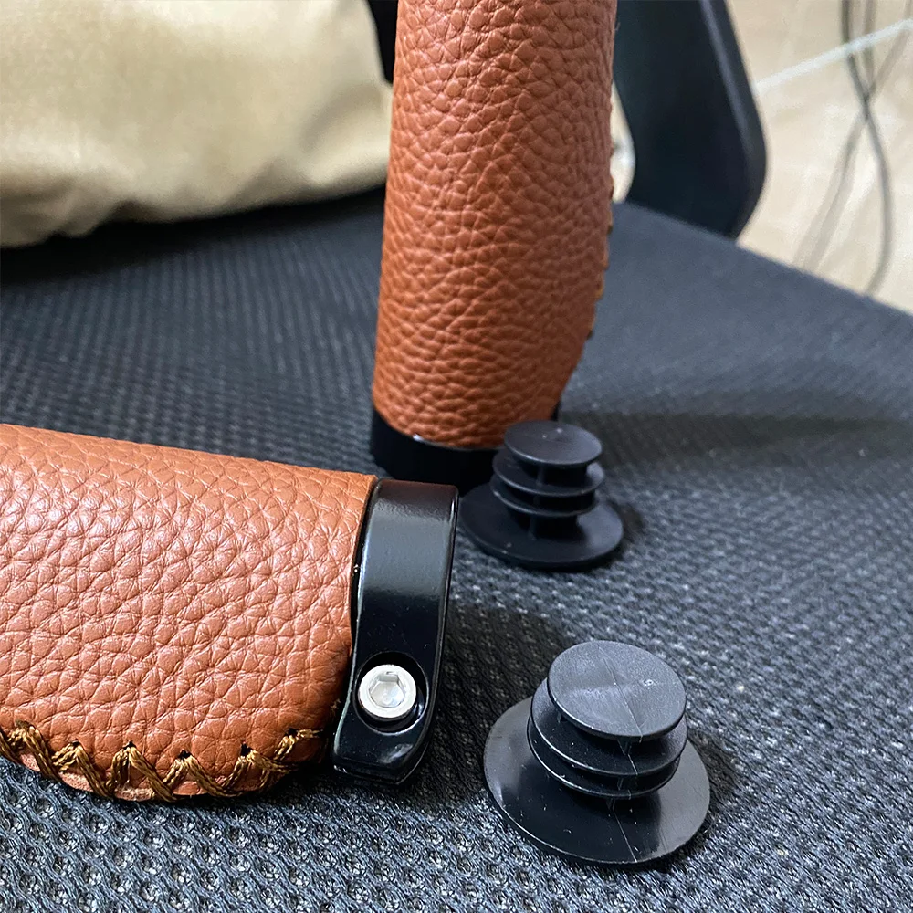 Non-Slip Bike Handle Grips PVC Microfiber Leather Ergonomic Hand-Sewn Retro Anti-Friction Double Lock-on Handlebar Lever