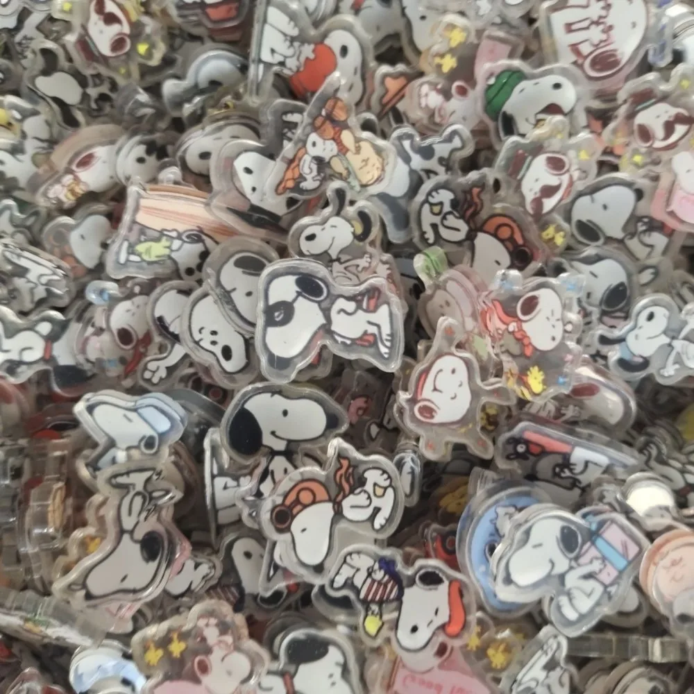 50-100 Pcs 2cm Snoopy Acrylic Board DIY Decoration for Refrigerator Magnet Mobile Phone Case Material Anime Cartoon Gift New Toy view 3