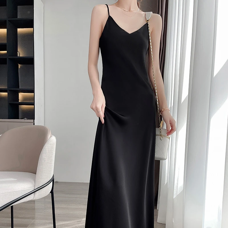 Vestido bandeau de viscose de seda para mulheres, um vestido longo solto de verão com camada interna com design francês e estilo moderno