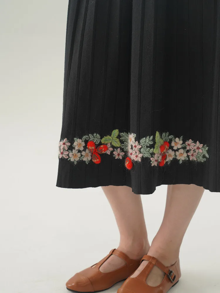 65-92cmWaist FallWinter Knitted Wool Skirts Women Korean Fashion Elegant Embroidery Crochet Red Fruit  Alpaca Wool Pleated Skirt