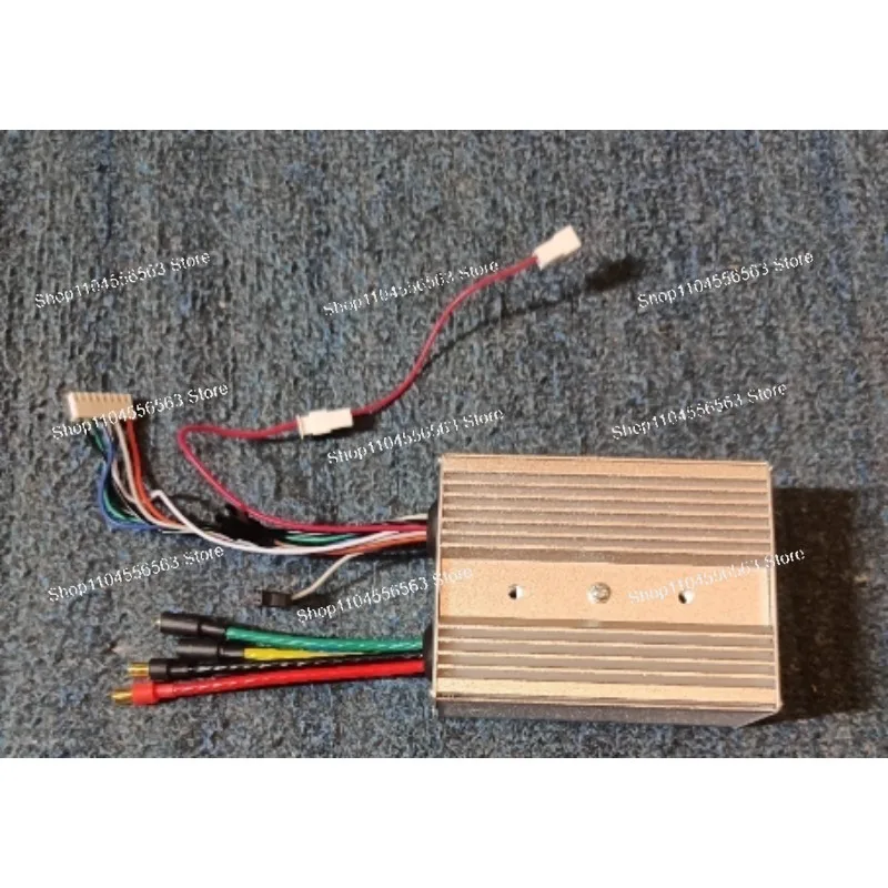 2-in-1 Minimotor Controller for Mantis10 E-Scooter - 60V 27A, Fits New/Old Versions (60V 24.5Ah)