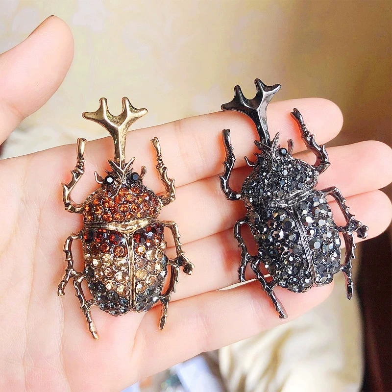 Women Men Fashion Insect Brooch Beetle Series Retro Unisex Party Causal Jewelry Rhinestone Pins Badges