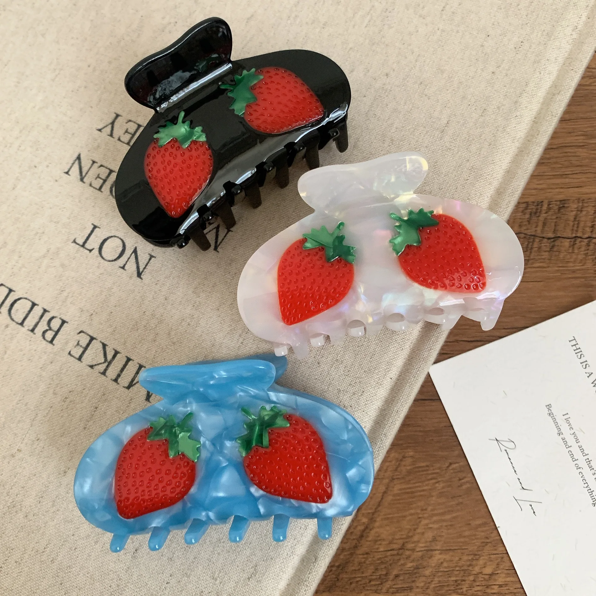 1pc Creative Fruit Hair Grab Summer New Strawberry Grab Clip Sweet Acetate Shark Clip Tail Hair Clip Hair Accessories