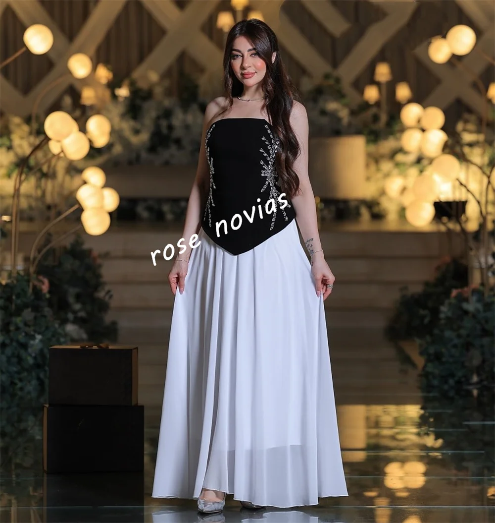 Abito da sera personalizzato di alta qualità con abiti lunghi senza spalline con strass Occasioni su misura Prom Elegante ospite di nozze per feste