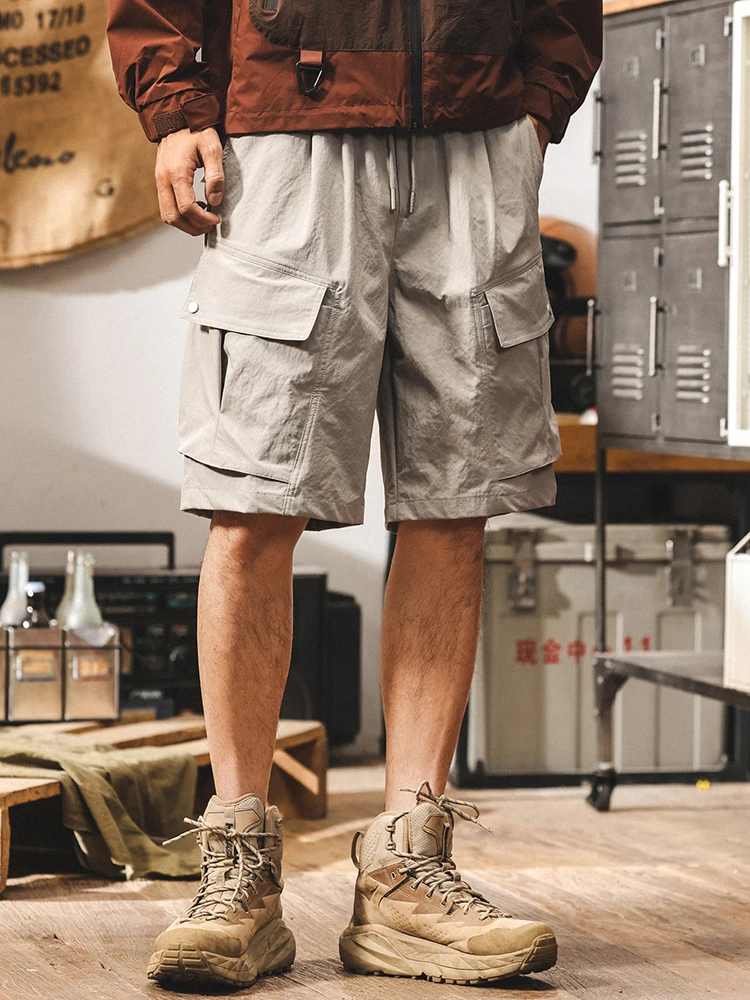 Outdoor Casual Quick-dry Cargo Shorts Mens 2026 Summer Fashionable Solid Color Loose Shorts Vintage Multi Pocket Lace-up Shorts