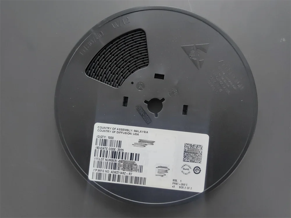 AD8221ARZ-R7 SOP8 AD8221 Alta calidad 100% Original Nuevo