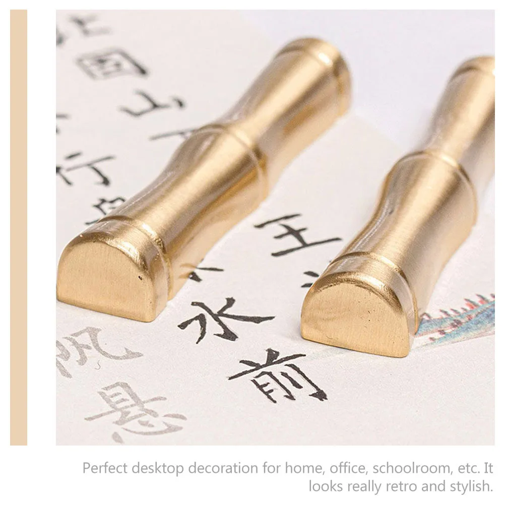 

Premium Brass Calligraphy Pen Holder Vintage Brush Rest Rack for Writing Drawing Tools Office Desk Decor Item Brass Brush Holder