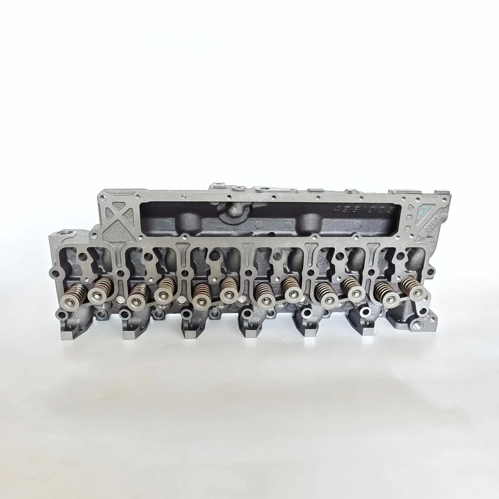 Mechanical Engine Parts 6BT 6D102 6BT5.9 Diesel Cylinder Head Assembly for Engines