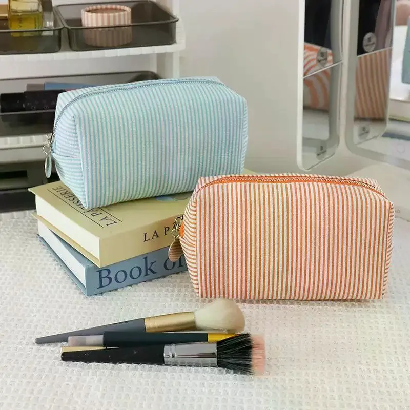 Fresh Simple Striped Cosmetic Bag Large Capacity Makeup Bag Pencil Case Travel Toiletries Bags Toiletry Storage Pouch