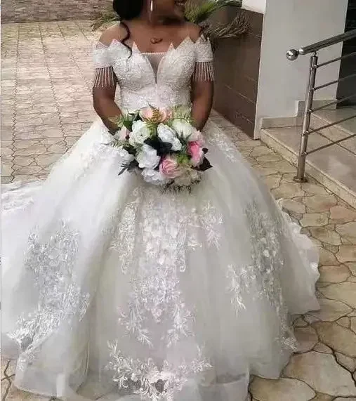 Robe De mariée en dentelle pour femmes africaines, sur mesure, incroyable, 2023