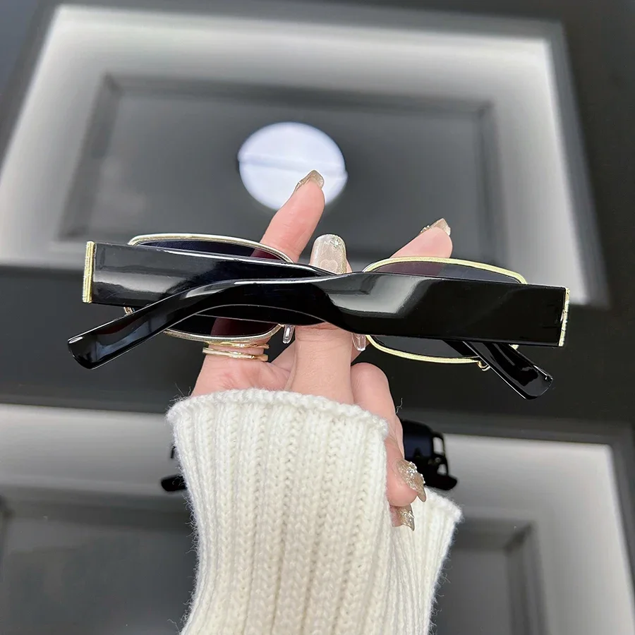 Vintage Square Sunglasses Women Brand Designer Retro Black Sun Glasses Female Fashion Small Frame Punk Mirror Oculos De Sol