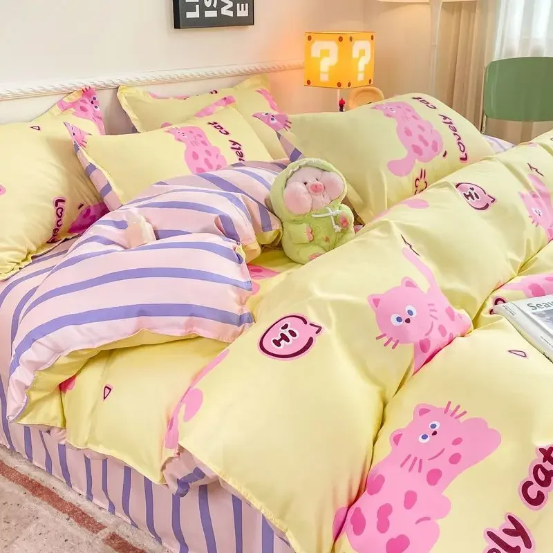 

Korean INS Cats Bedding Set Children Girls Cartoon Strawberry Duvet Cover With Pillowcase Twin Full Queen Size Floral Bed Linens