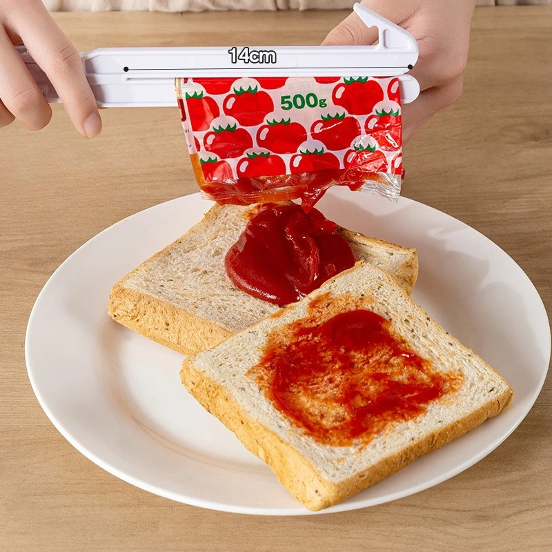 Portable Plastic Bag Extrudert,Sauce Squeezer,Magnetic Extruder Tool For Packaged Shampoo Cat Strips Kitchen Pouch Squeezer Tool