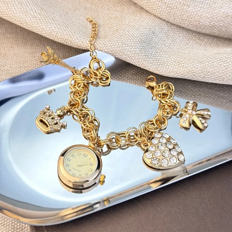 Personalized Full Zircon Peach Heart Gold and Silver Bracelet Watch Love Lock Jewelry Elegant for Daily Wear Watch Accessories
