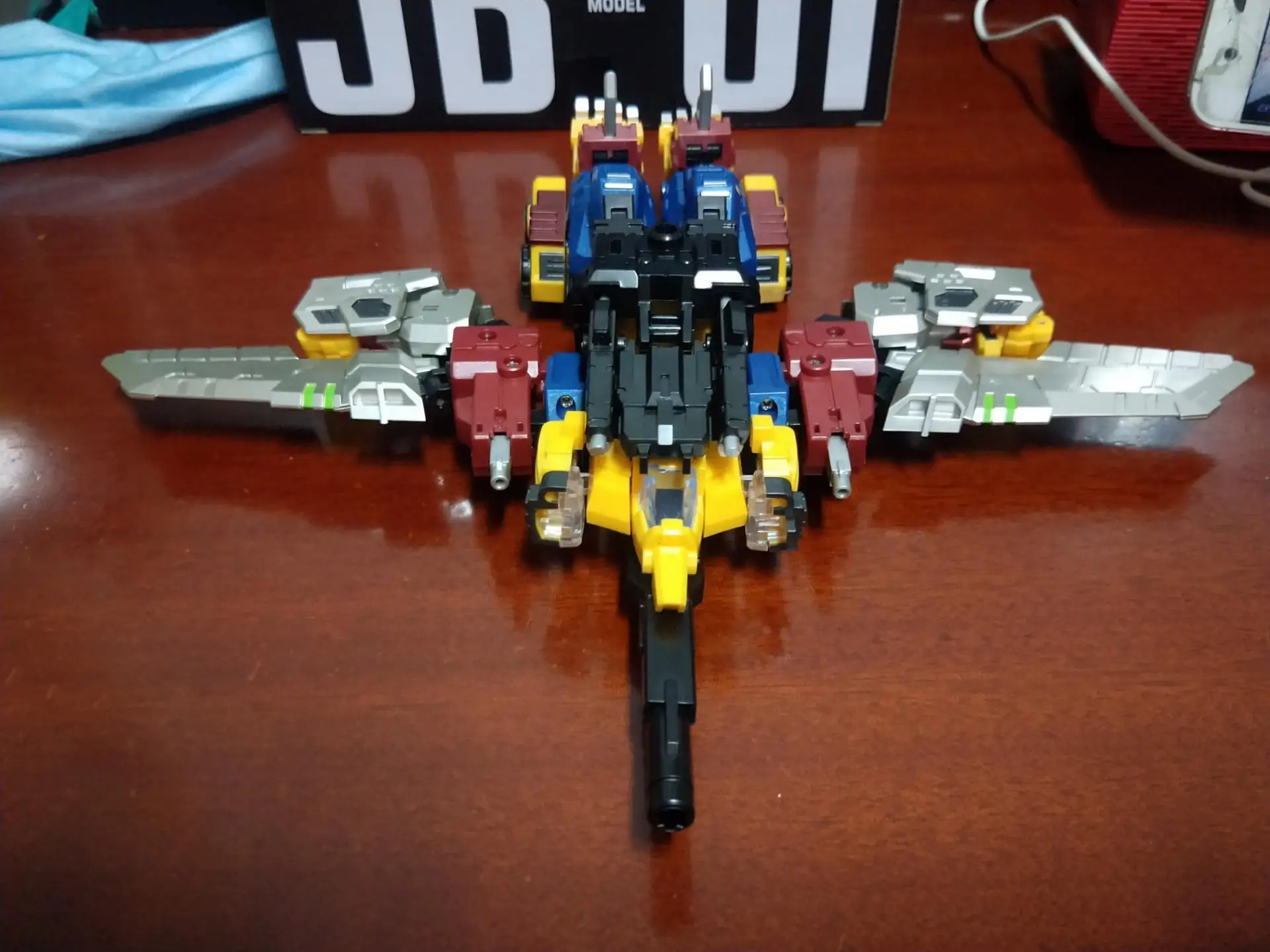 ألعاب التشوه أوبتيموس البدائية JB01 الشمبانزي التحول روبوت IronFactory IF EX43 عمل نموذج لجسم